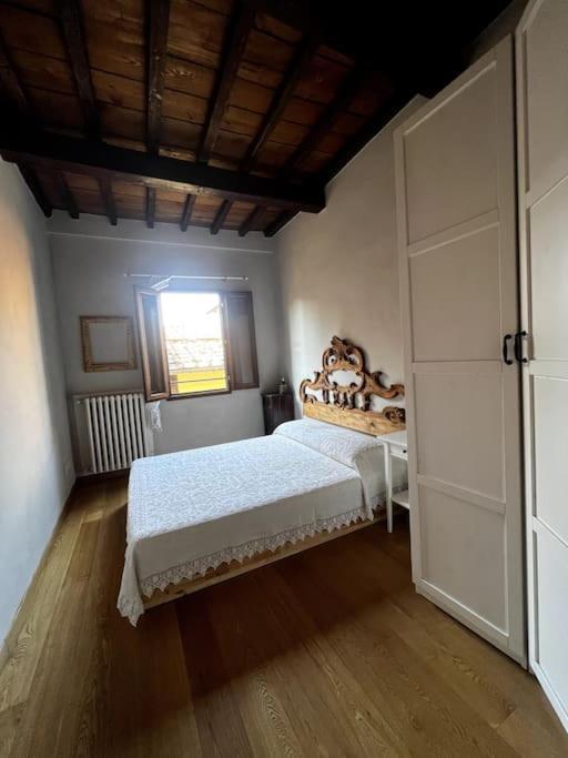 Over The Roofs Of Florence - Tornabuoni - Duomo - Repubblica المظهر الخارجي الصورة