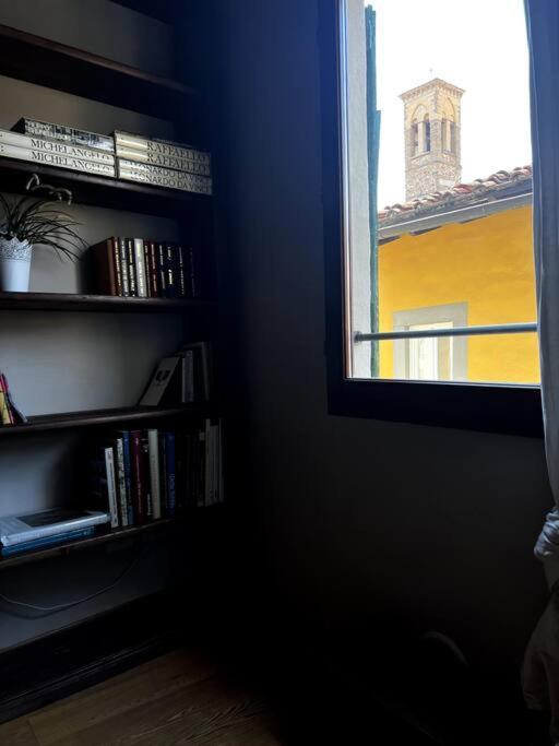 Over The Roofs Of Florence - Tornabuoni - Duomo - Repubblica المظهر الخارجي الصورة